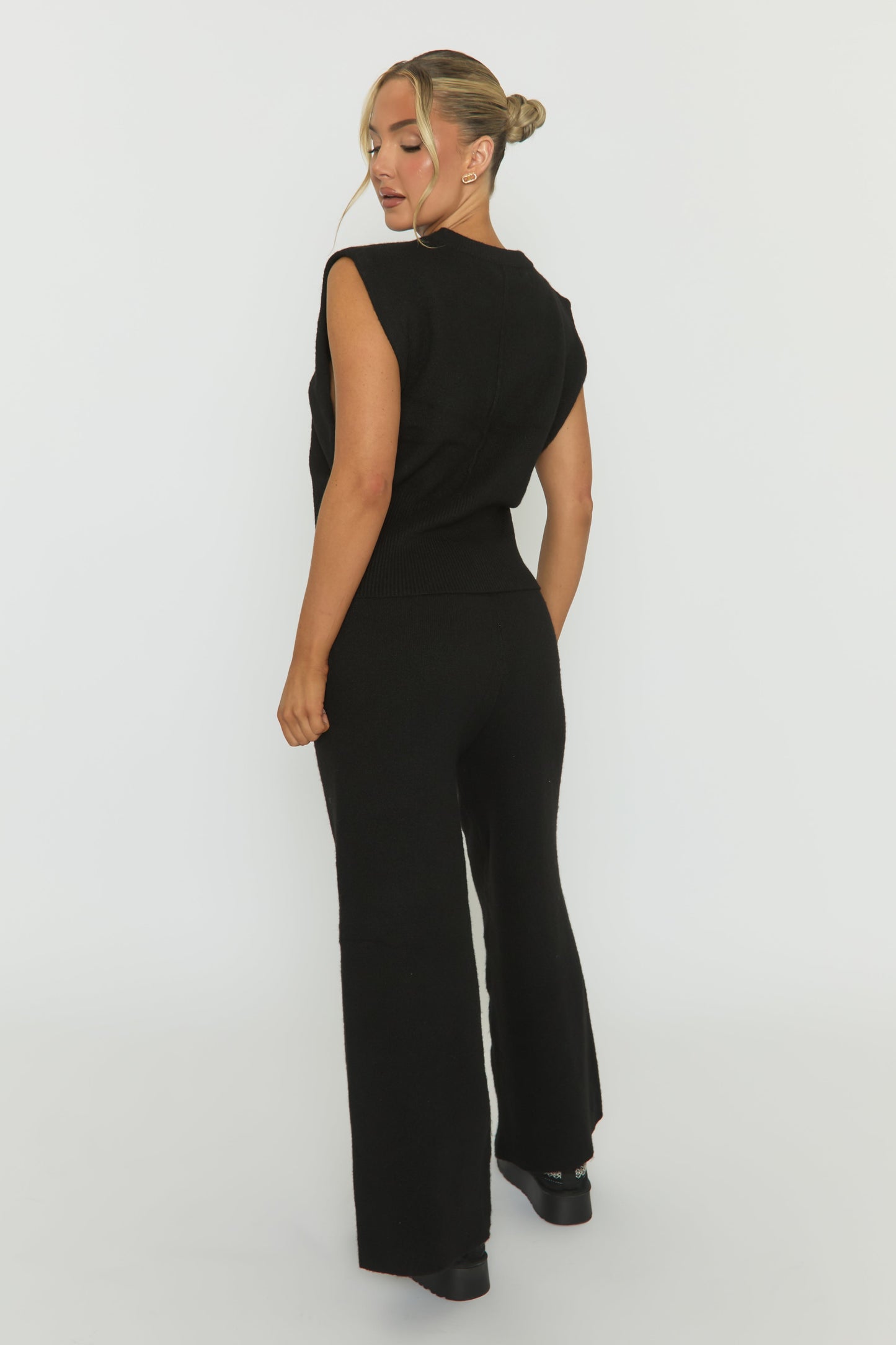 Black Knitted Vest and Trouser Loungewear Set - Aziel